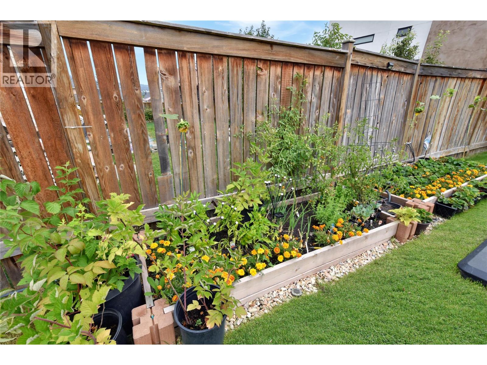 1704 2nd Ave S, Cranbrook, British Columbia  V1C 0A1 - Photo 62 - 10397915