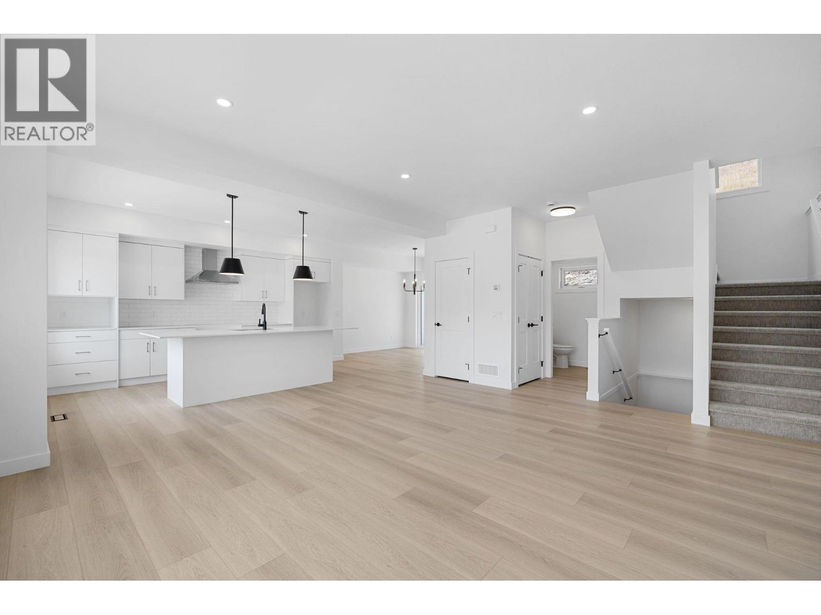 430 Arrowleaf Rise, Coldstream, British Columbia  V1B 2M4 - Photo 15 - 10397888