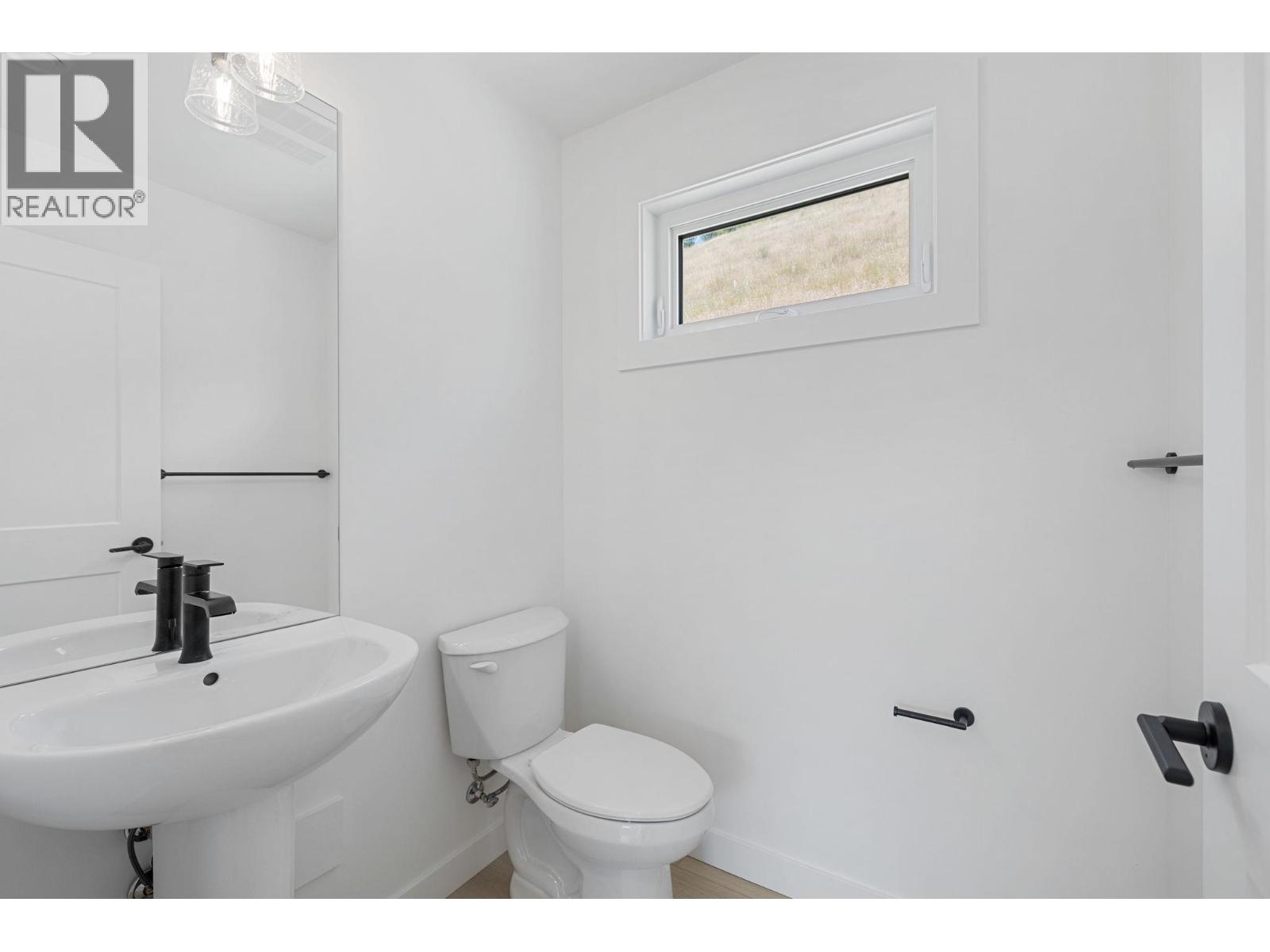 430 Arrowleaf Rise, Coldstream, British Columbia  V1B 2M4 - Photo 16 - 10397888