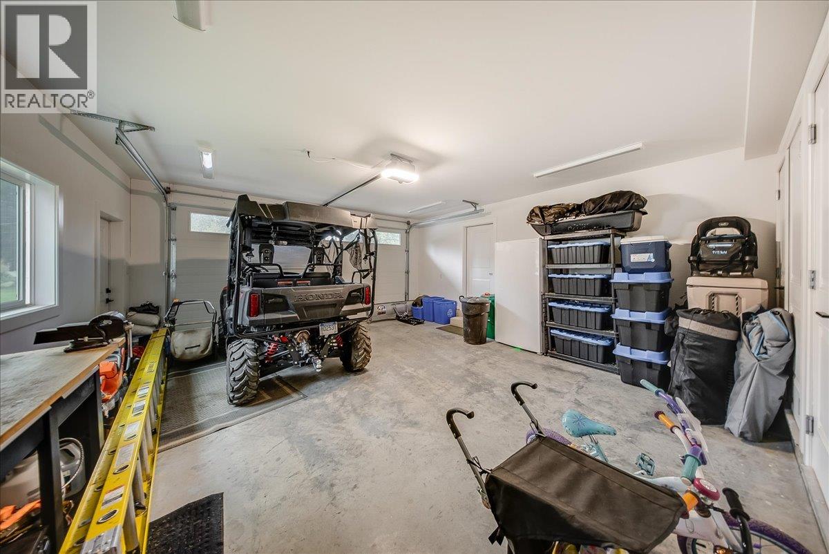 1065 Lower China Creek Road, Castlegar, British Columbia  V0G 1G0 - Photo 40 - 10397740