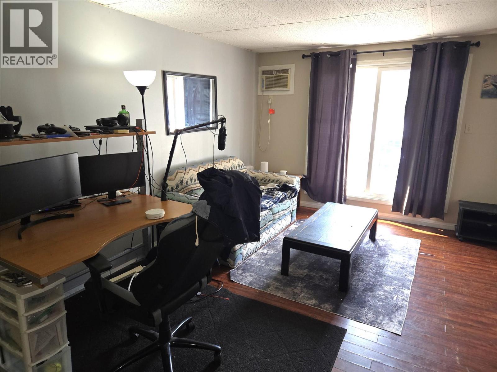 1410 Penticton Avenue Unit# 208, Penticton, British Columbia  V2A 2N5 - Photo 4 - 10397662