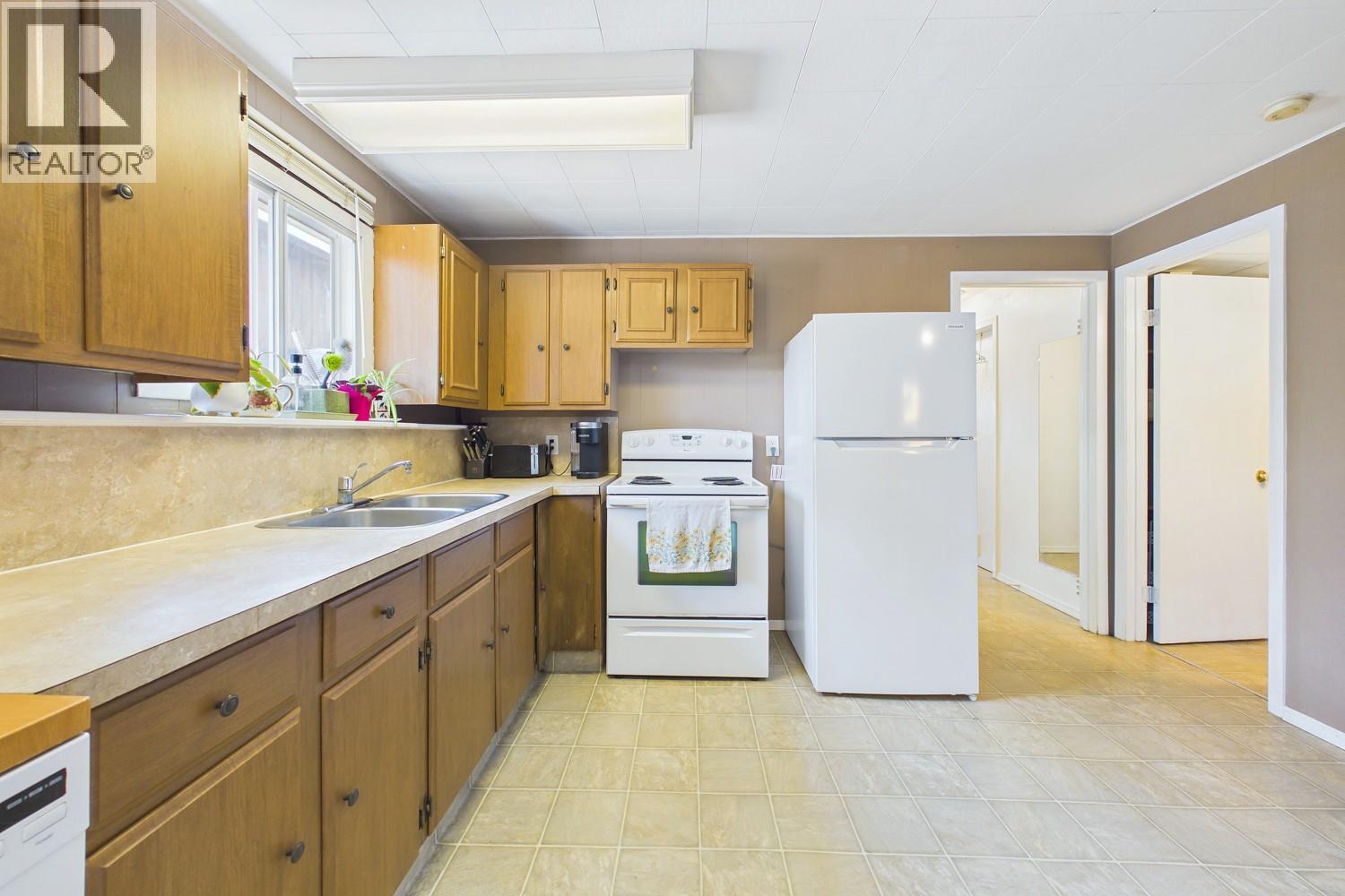 747 Hollywood Road S, Kelowna, British Columbia  V1X 5N1 - Photo 30 - 10397986