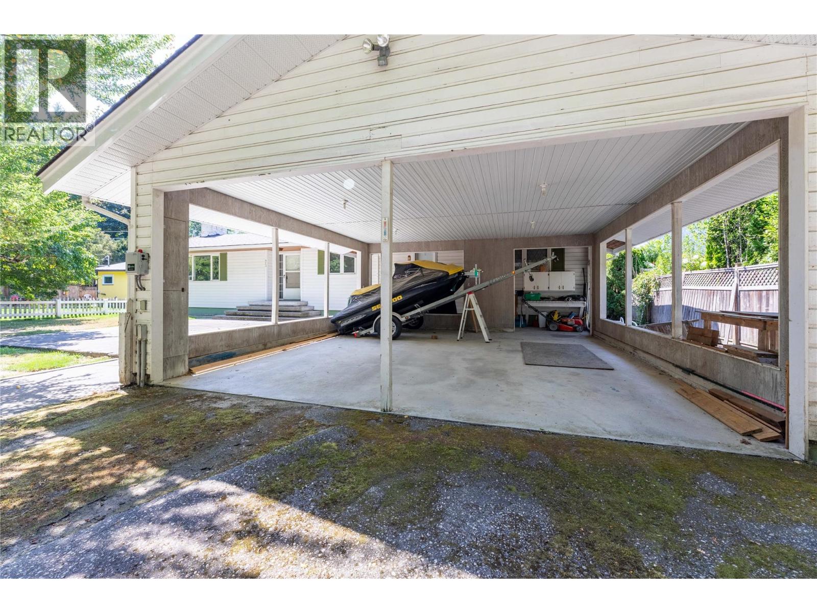 413 97a Highway, Sicamous, British Columbia  V0E 2V1 - Photo 29 - 10398054