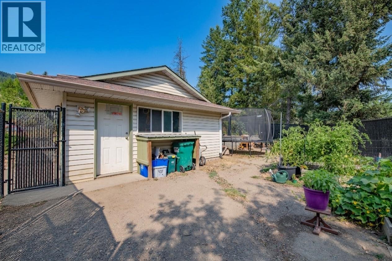 2209 Leblanc Street, Lumby, British Columbia  V0E 2G0 - Photo 48 - 10397937