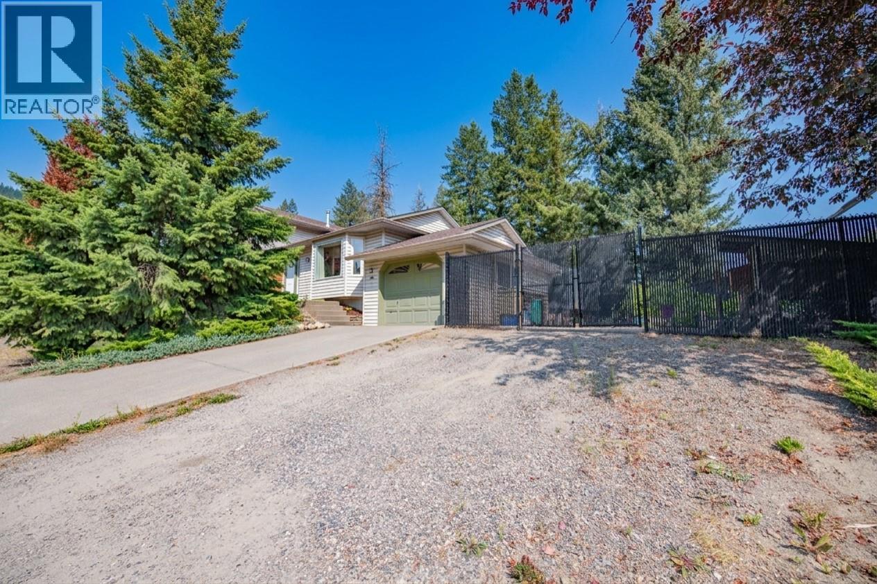 2209 Leblanc Street, Lumby, British Columbia  V0E 2G0 - Photo 49 - 10397937