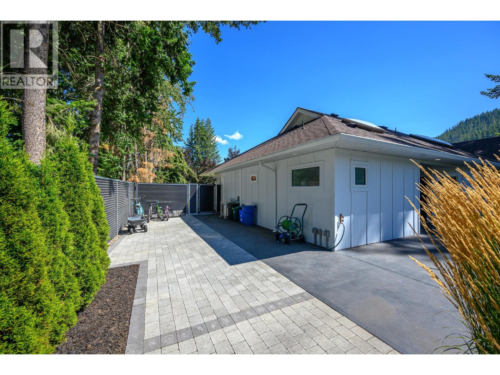 1941 18 Street Se, Salmon Arm, British Columbia  V1E 1L4 - Photo 49 - 10397919