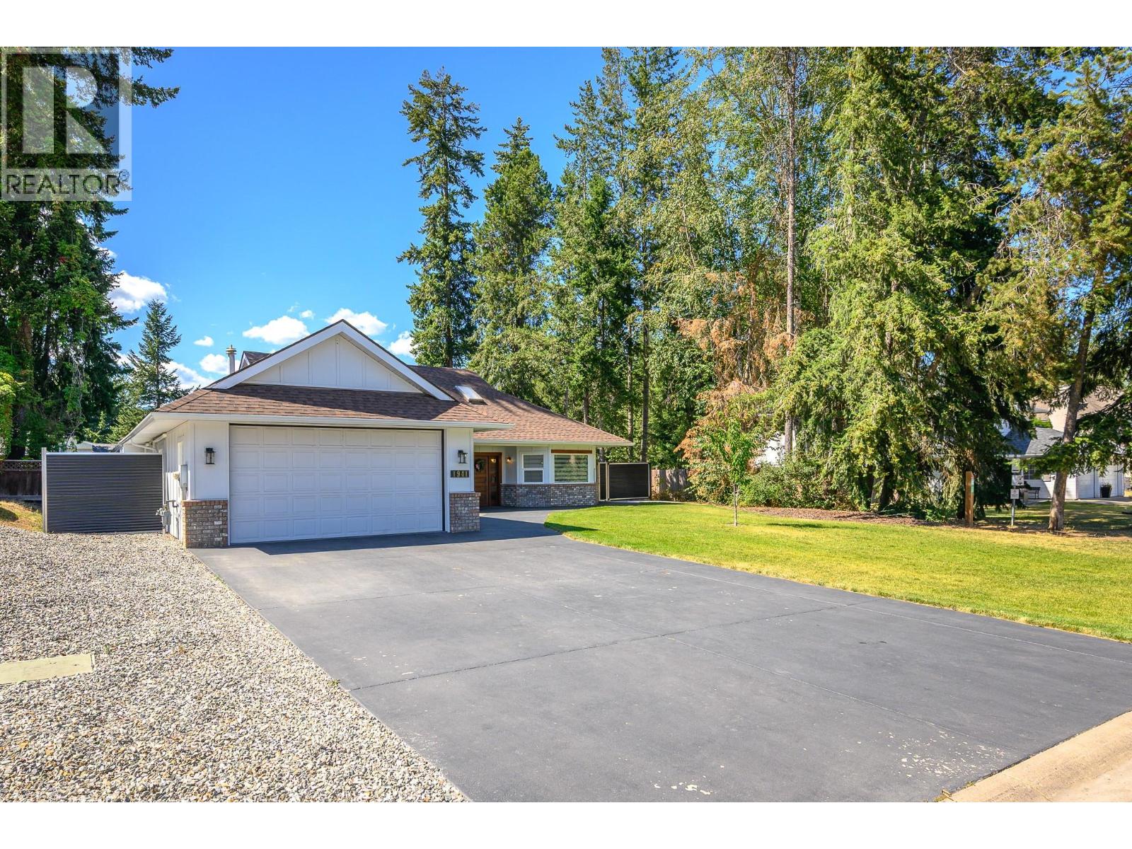 1941 18 Street Se, Salmon Arm, British Columbia  V1E 1L4 - Photo 65 - 10397919