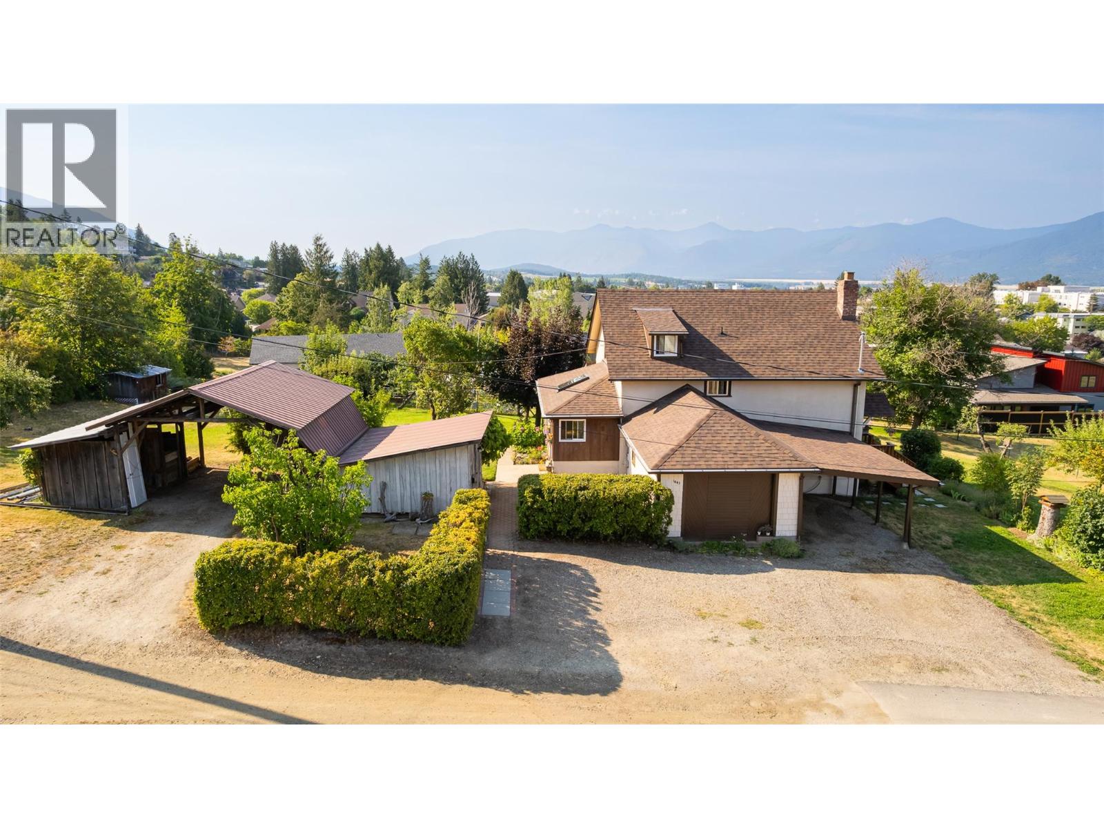 1843 Mclaren Street, Creston, British Columbia  V0B 1G5 - Photo 10 - 10397899