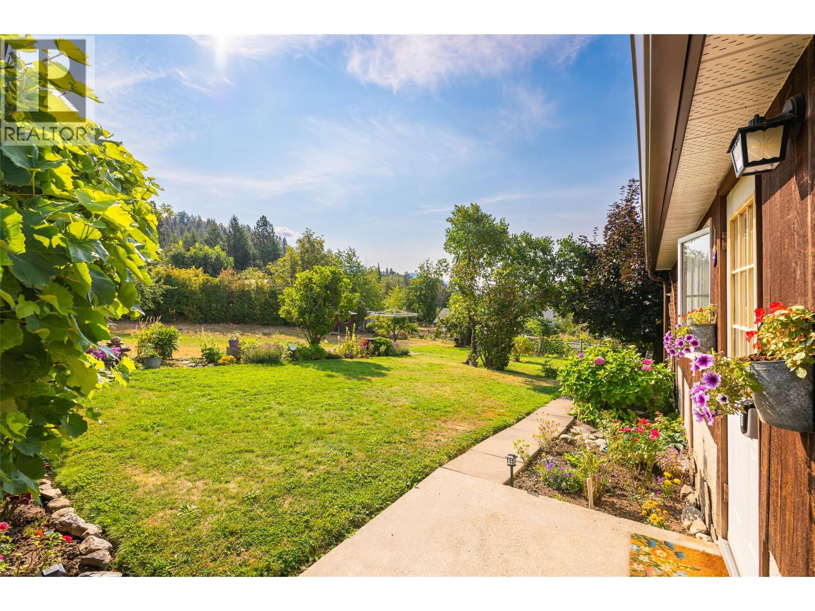 1843 Mclaren Street, Creston, British Columbia  V0B 1G5 - Photo 38 - 10397899
