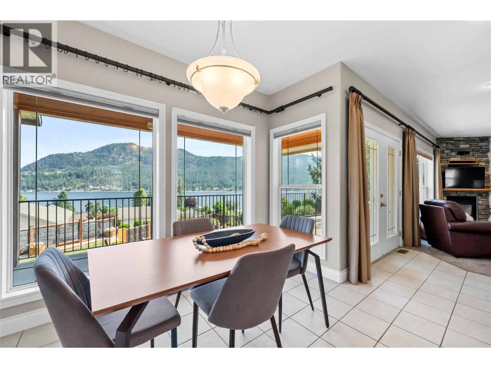 2459 Marine Place, Blind Bay, British Columbia  V0E 1H1 - Photo 17 - 10395414