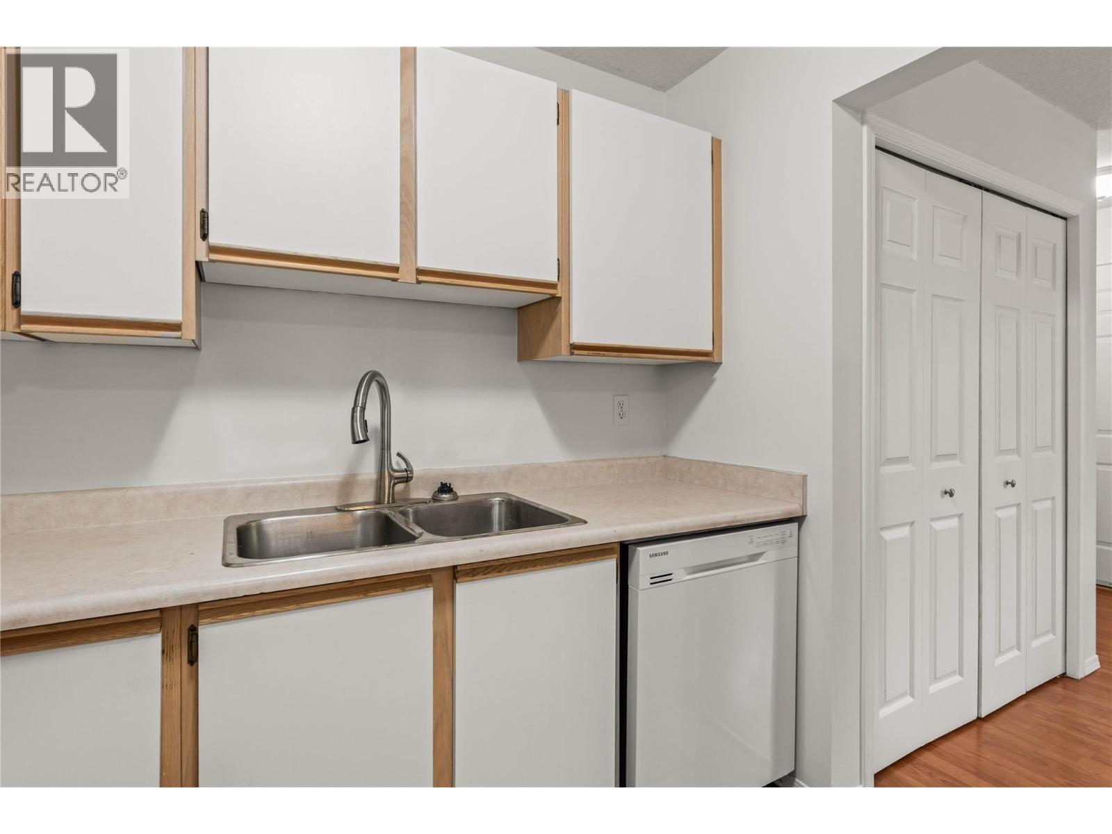 4202 Alexis Park Drive, Vernon, British Columbia  v1t 6h3 - Photo 11 - 10397941