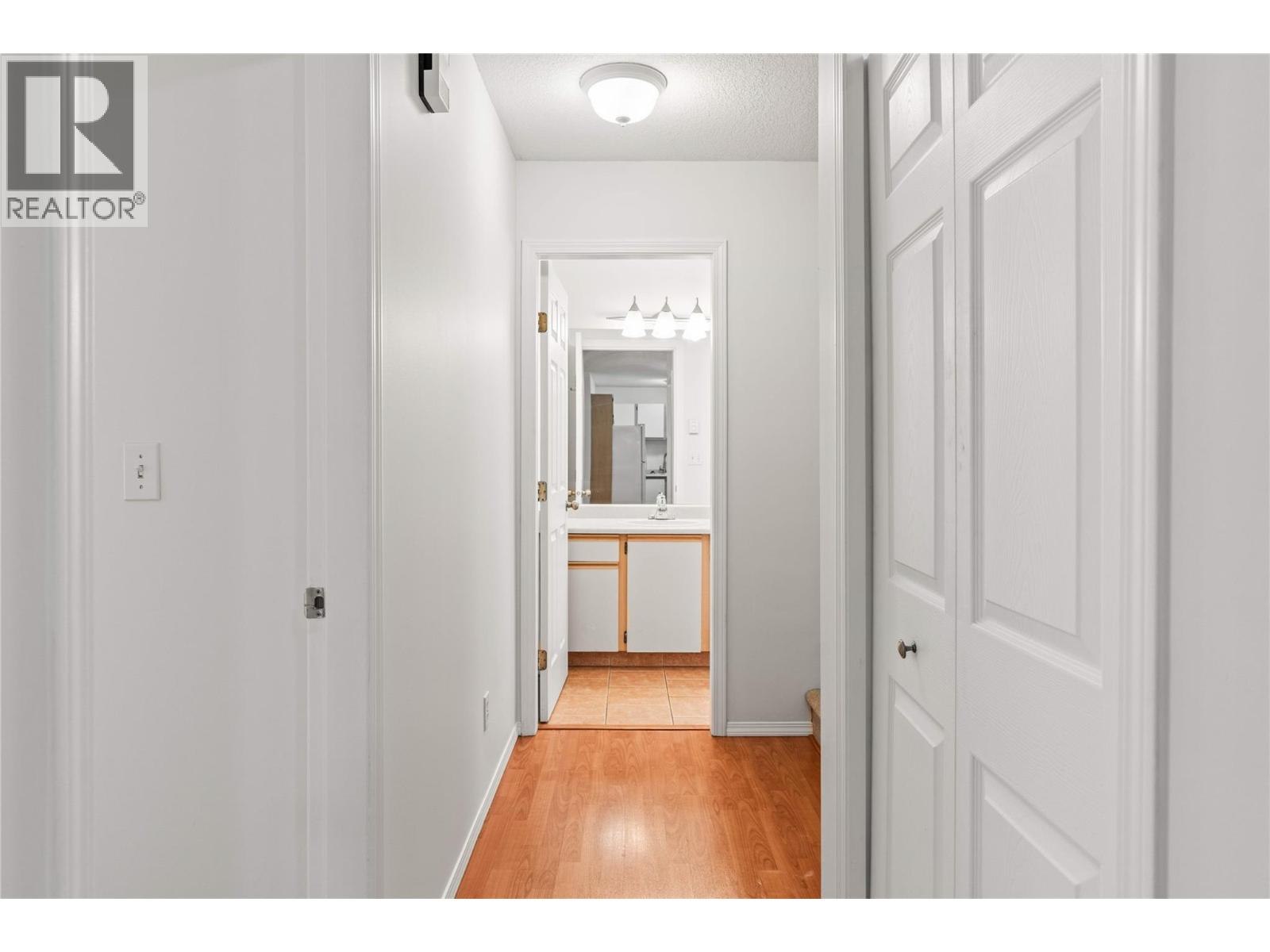4202 Alexis Park Drive, Vernon, British Columbia  v1t 6h3 - Photo 13 - 10397941
