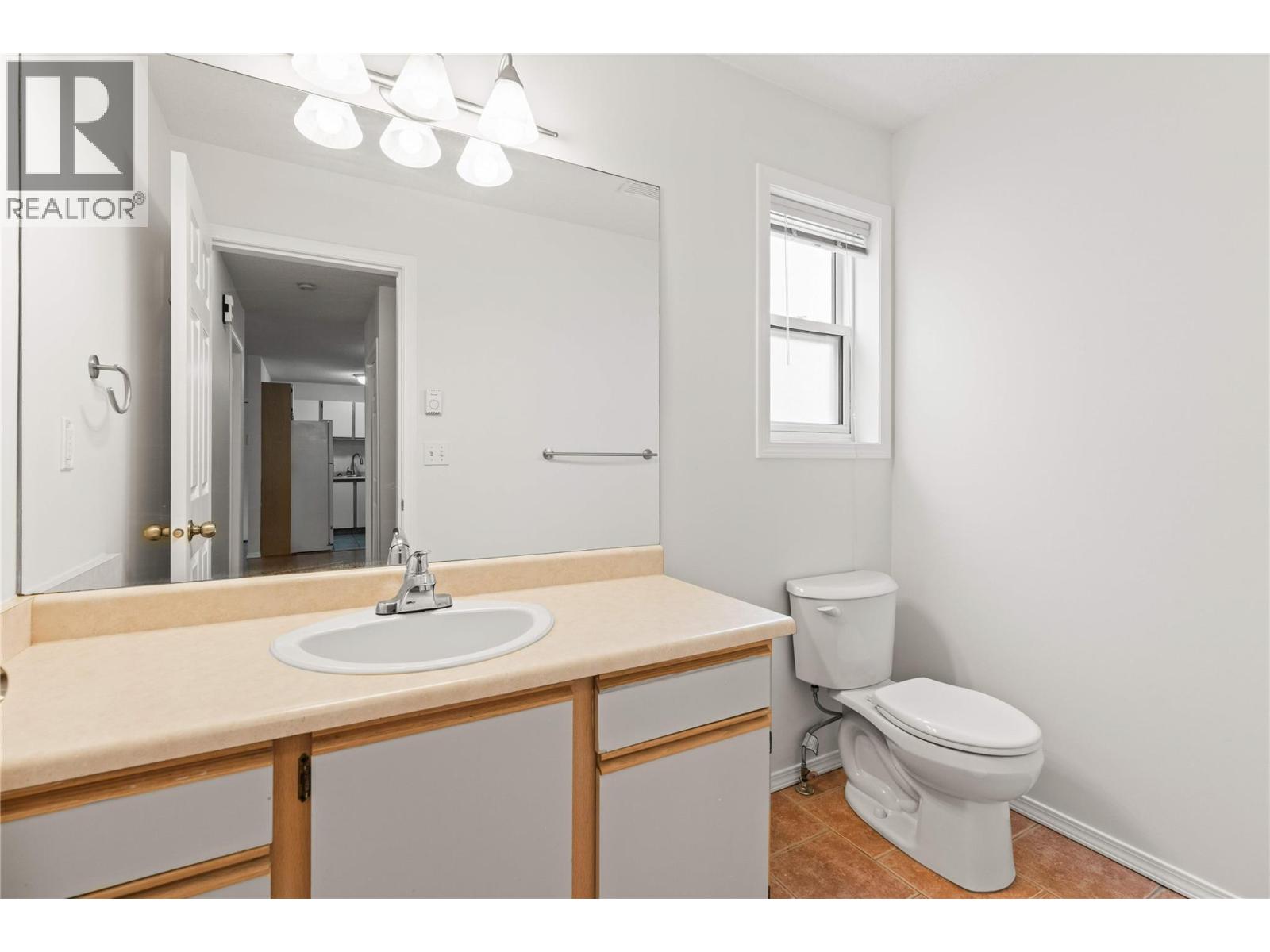 4202 Alexis Park Drive, Vernon, British Columbia  v1t 6h3 - Photo 15 - 10397941