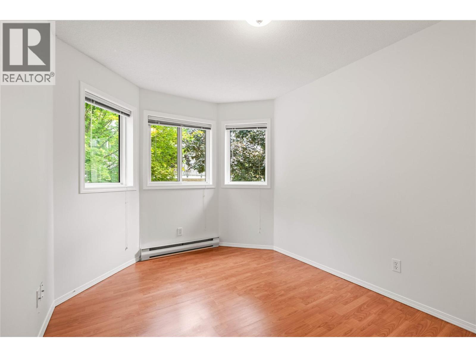 4202 Alexis Park Drive, Vernon, British Columbia  v1t 6h3 - Photo 16 - 10397941