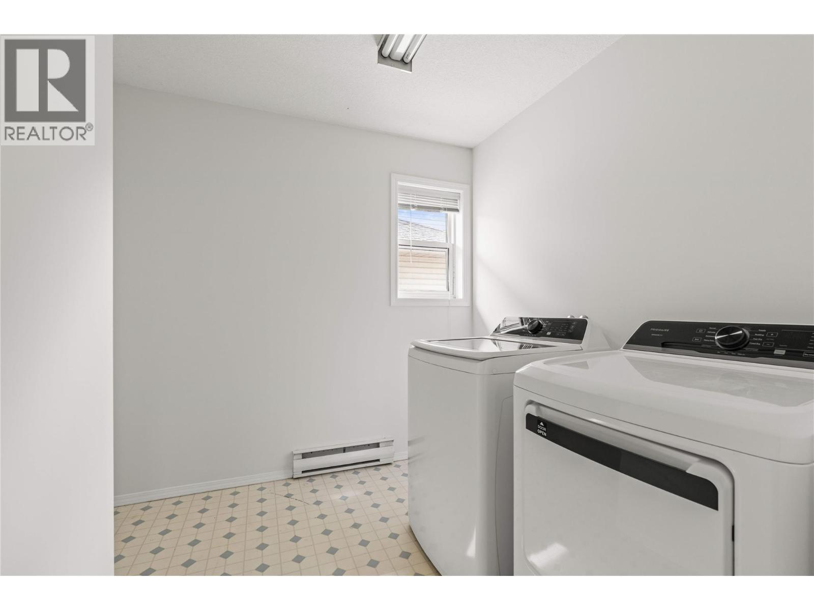 4202 Alexis Park Drive, Vernon, British Columbia  v1t 6h3 - Photo 24 - 10397941