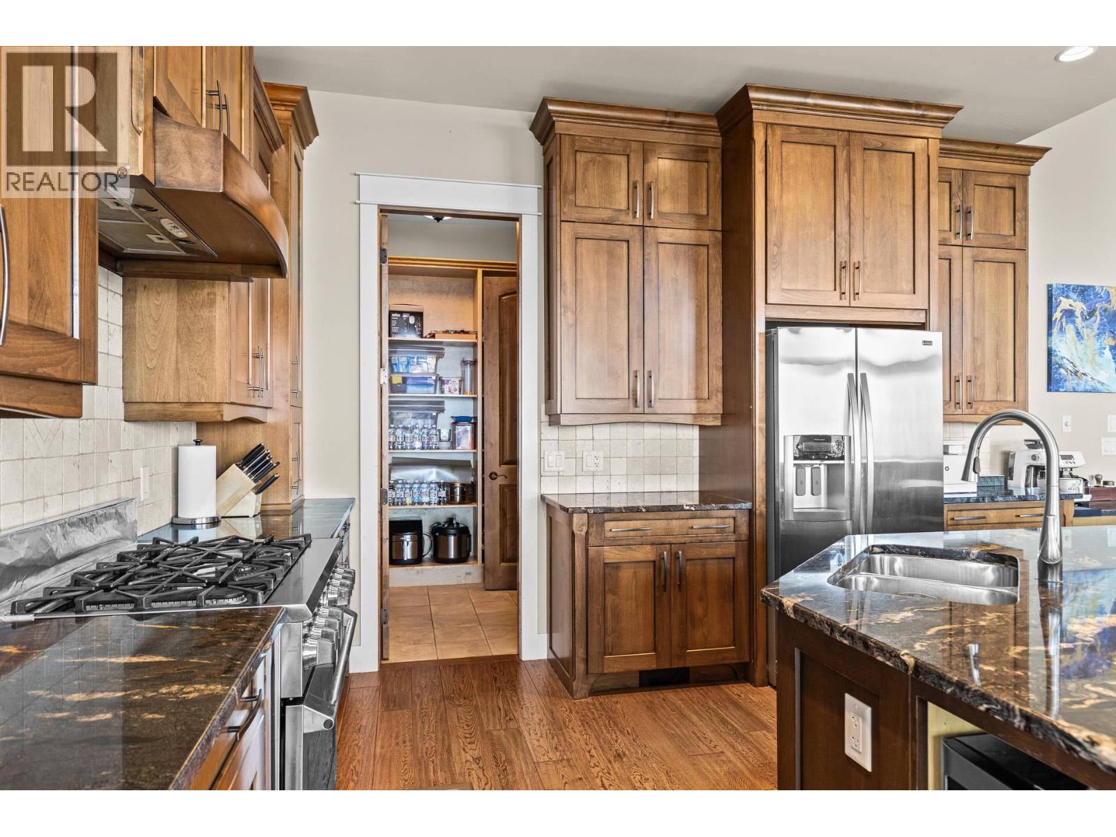942 Hewetson Avenue, Kelowna, British Columbia  V1W 5H8 - Photo 14 - 10397967