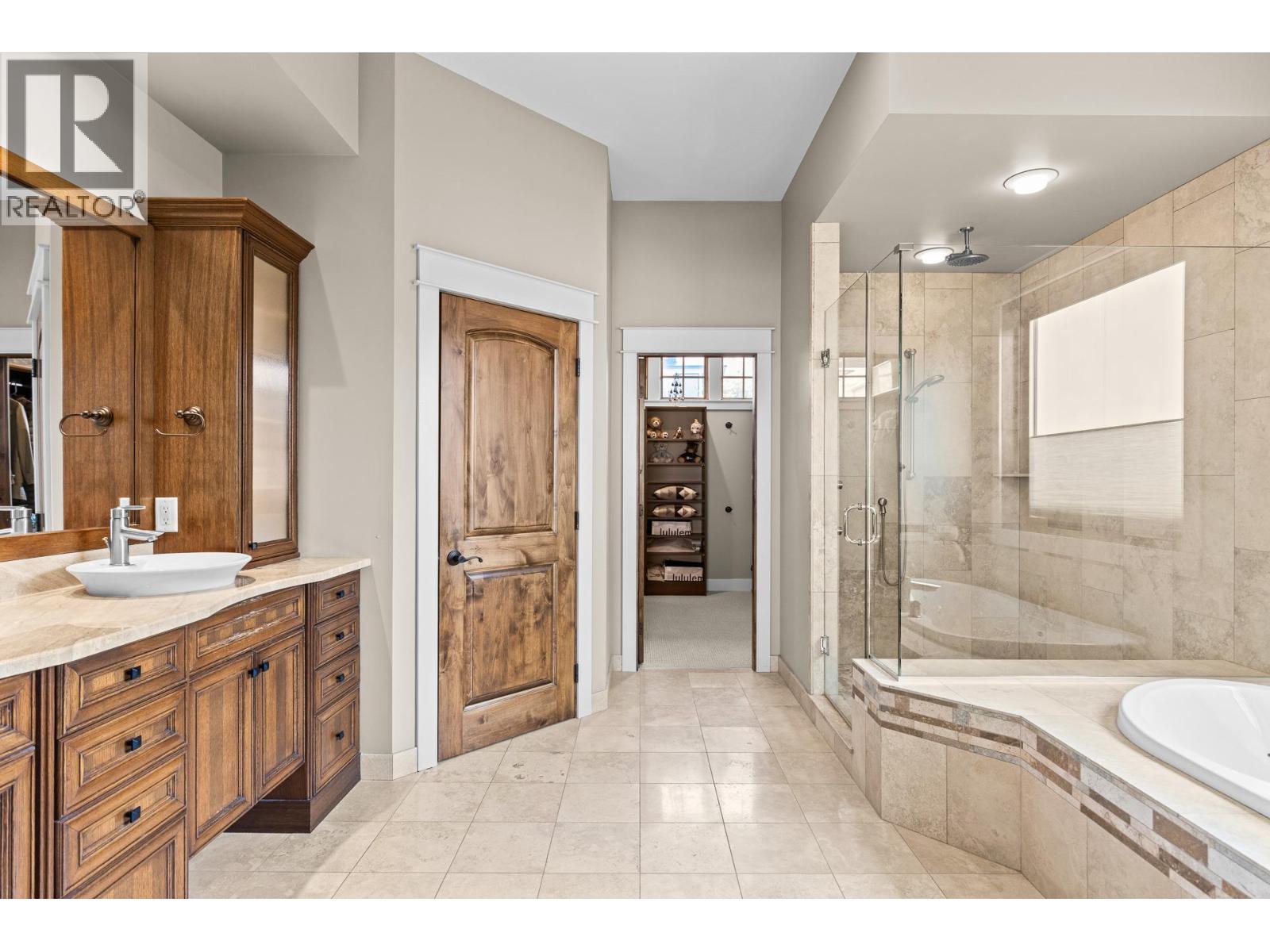 942 Hewetson Avenue, Kelowna, British Columbia  V1W 5H8 - Photo 28 - 10397967