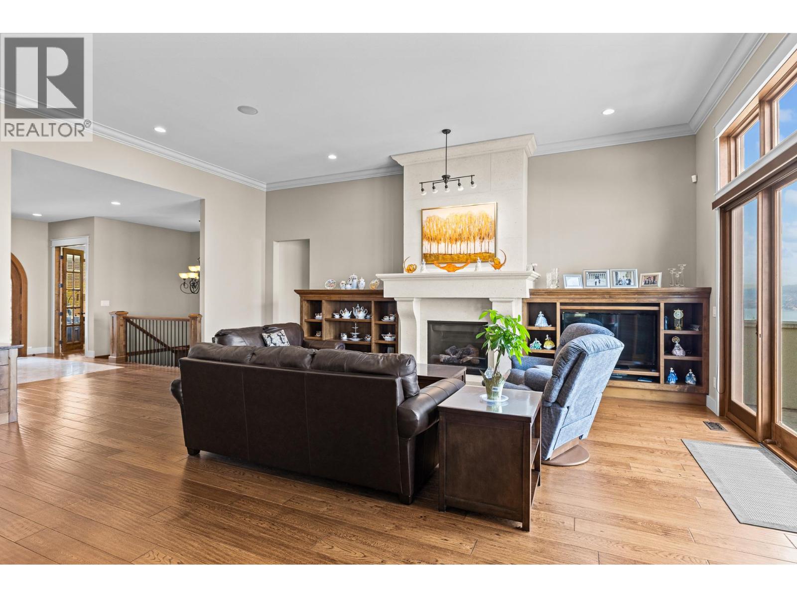 942 Hewetson Avenue, Kelowna, British Columbia  V1W 5H8 - Photo 5 - 10397967