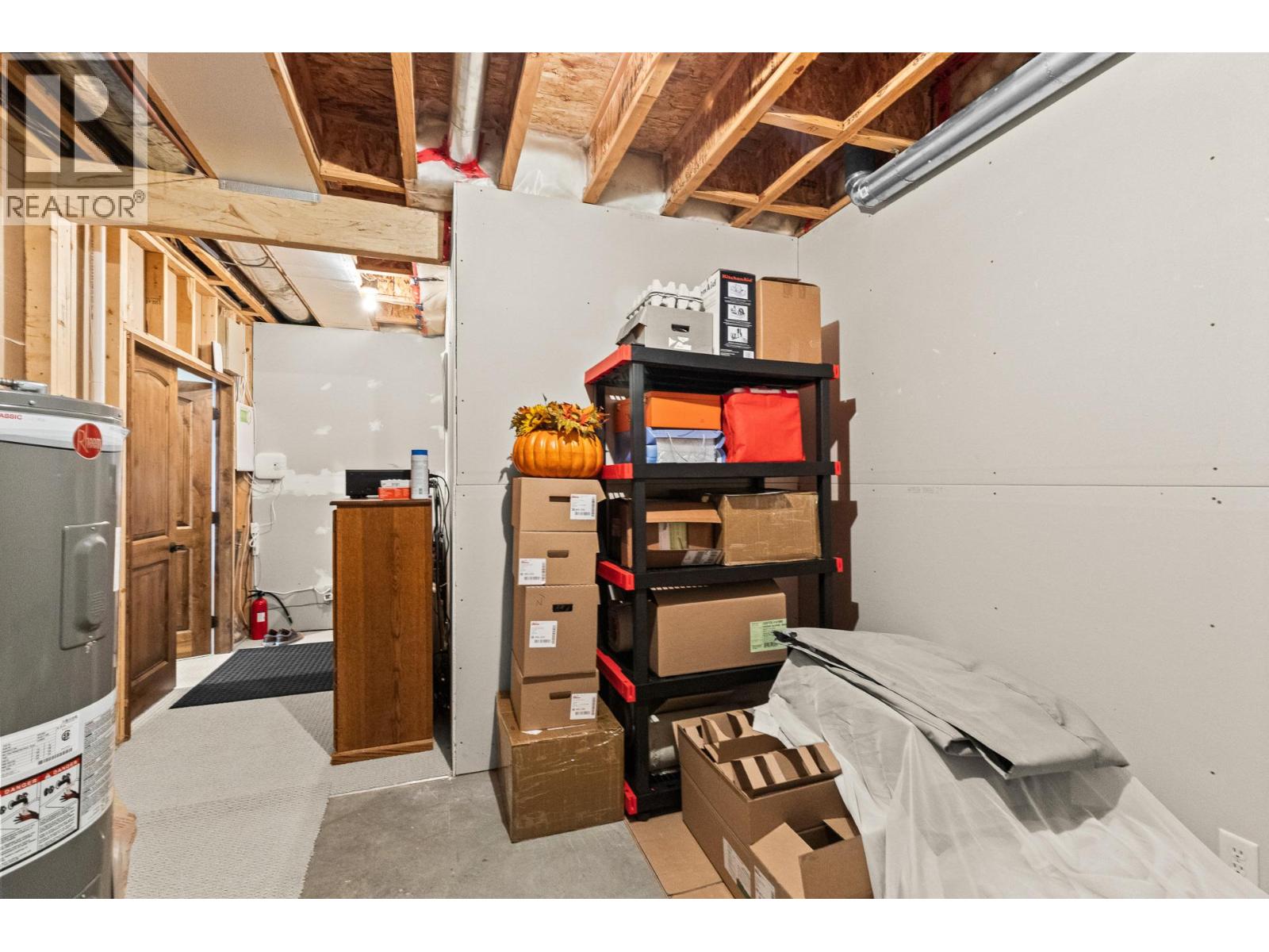 942 Hewetson Avenue, Kelowna, British Columbia  V1W 5H8 - Photo 55 - 10397967