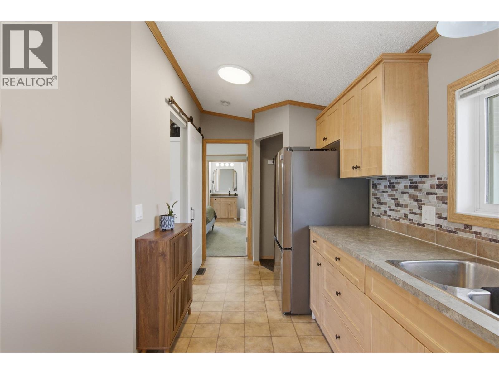 2815 Princeton Kamloops Highway Unit# 8, Kamloops, British Columbia  V0E 2A0 - Photo 9 - 10398048