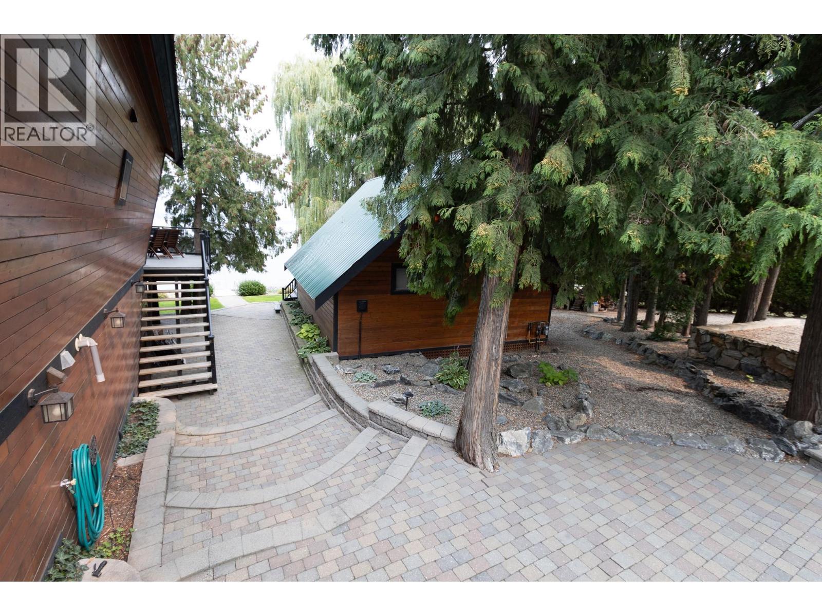 3075 Waverly Rd. Road, Sorrento, British Columbia  V0E 2W1 - Photo 15 - 10397932