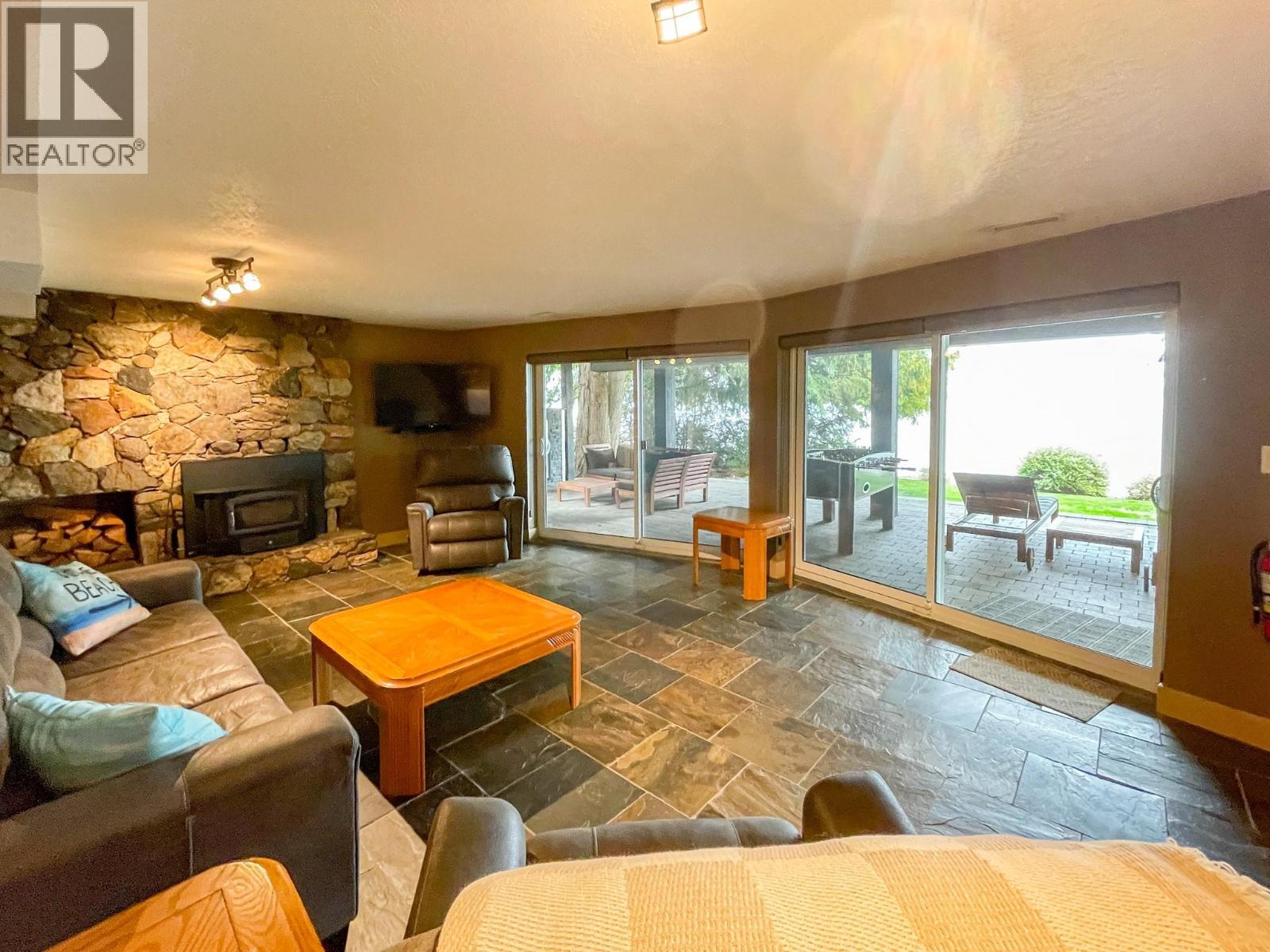 3075 Waverly Rd. Road, Sorrento, British Columbia  V0E 2W1 - Photo 6 - 10397932