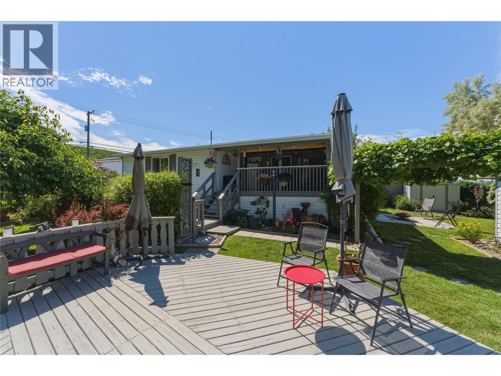 6960 Pleasant Valley Road, Vernon, British Columbia  V1B 3R5 - Photo 2 - 10398069