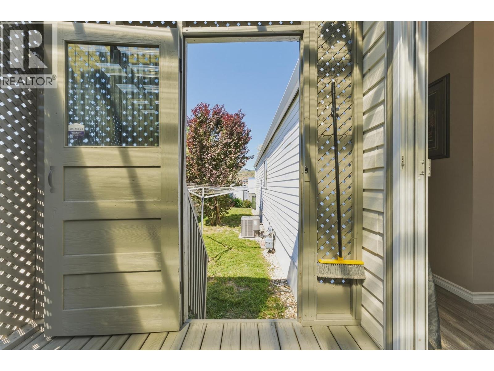 6960 Pleasant Valley Road, Vernon, British Columbia  V1B 3R5 - Photo 23 - 10398069
