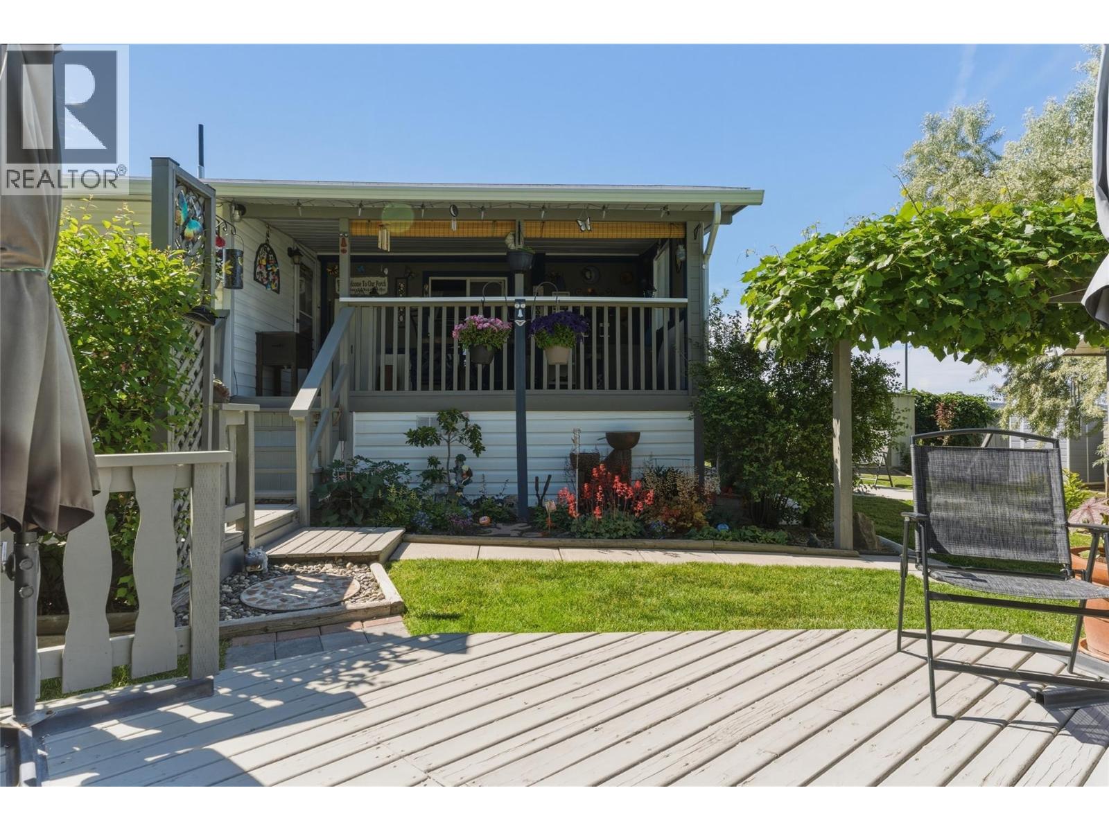 6960 Pleasant Valley Road, Vernon, British Columbia  V1B 3R5 - Photo 33 - 10398069