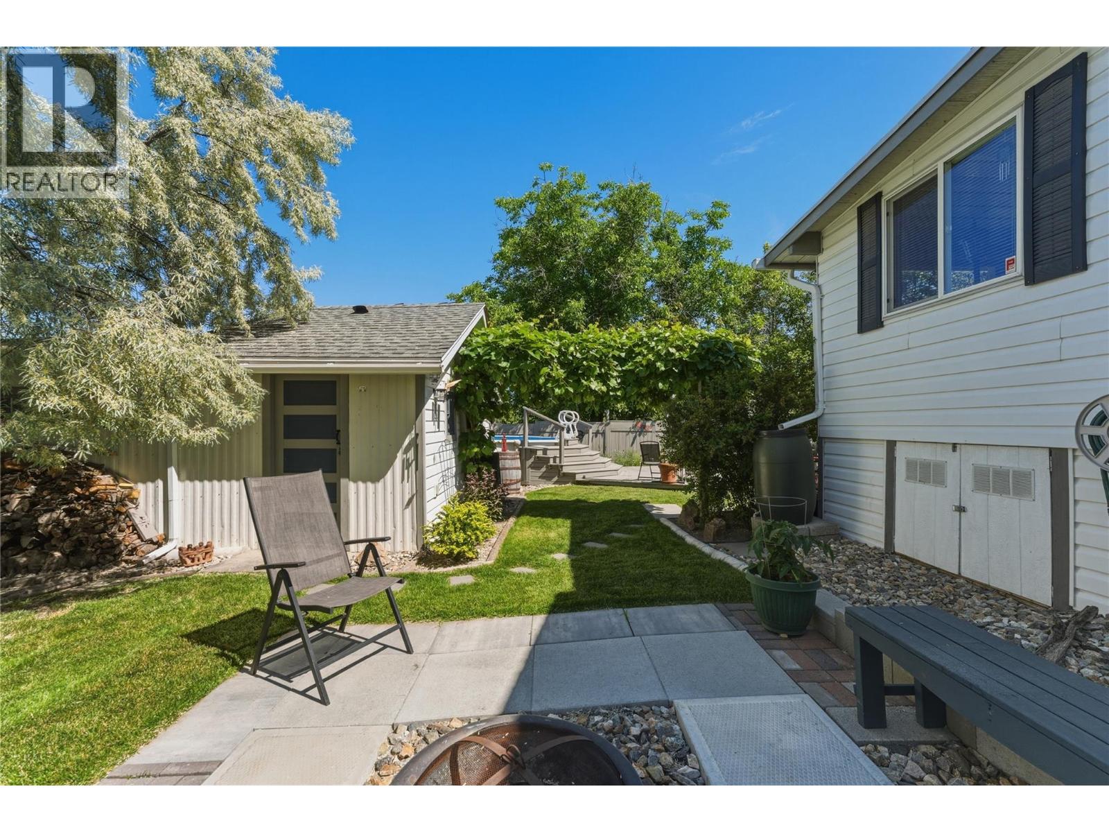 6960 Pleasant Valley Road, Vernon, British Columbia  V1B 3R5 - Photo 45 - 10398069