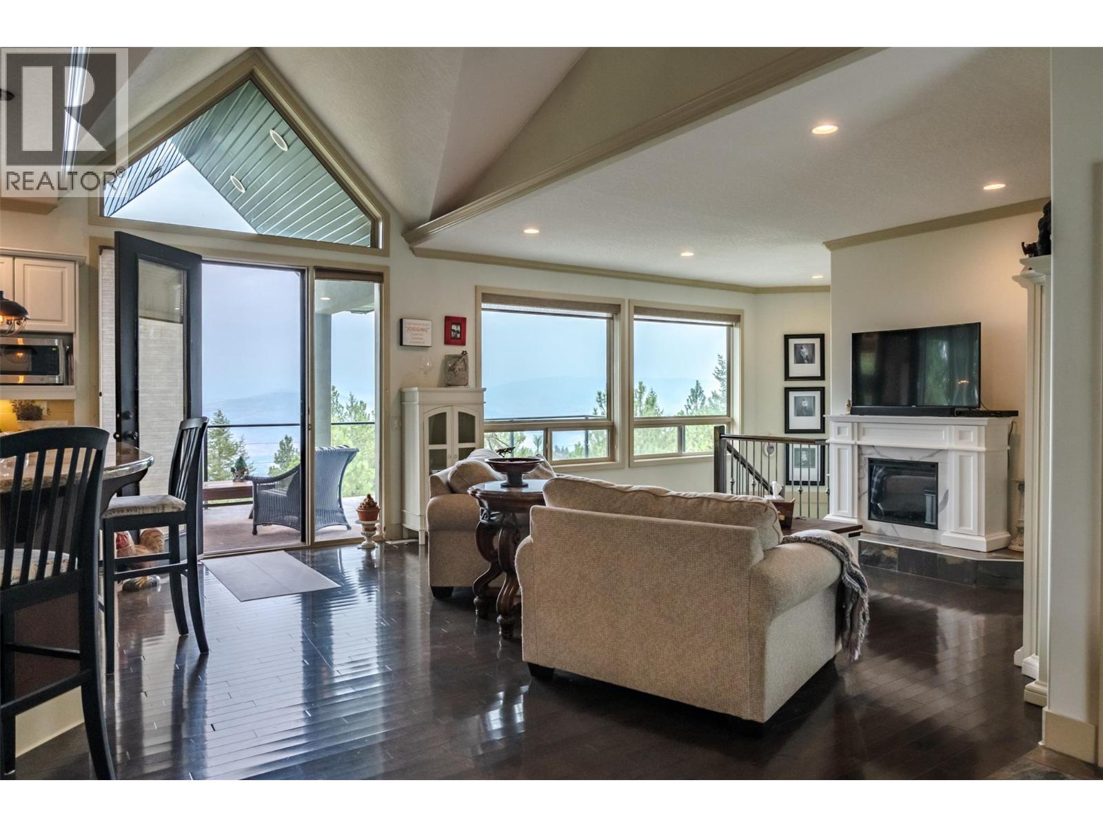 180 Peregrine Court, Osoyoos, British Columbia  V0H 1V6 - Photo 11 - 10398031