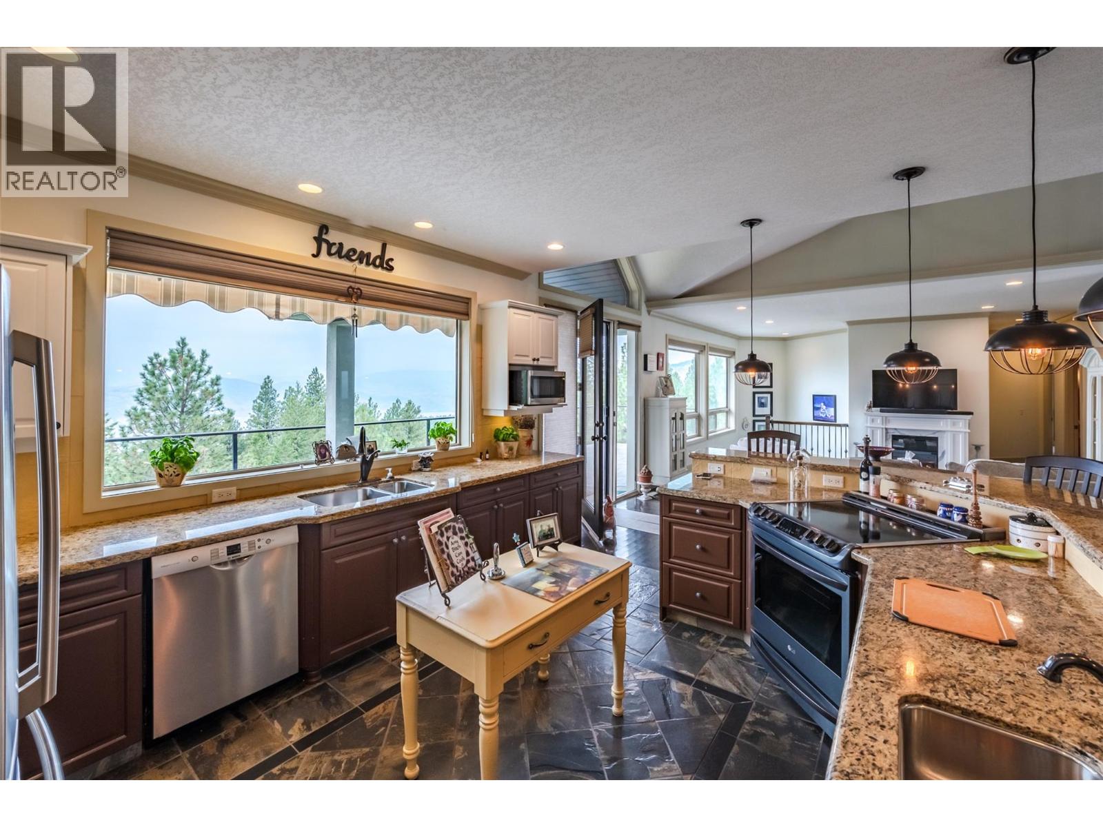 180 Peregrine Court, Osoyoos, British Columbia  V0H 1V6 - Photo 6 - 10398031