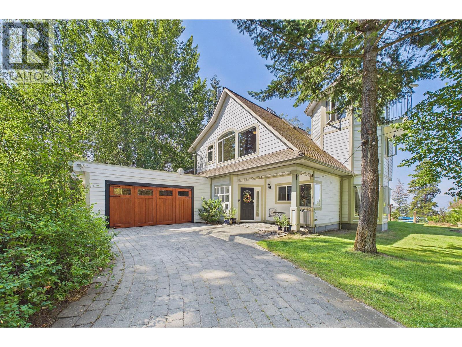 114 Bear End Road, Penticton, British Columbia  V2A 8V6 - Photo 3 - 10398078