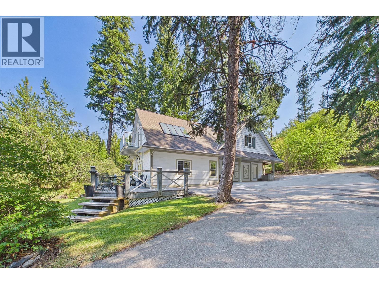 114 Bear End Road, Penticton, British Columbia  V2A 8V6 - Photo 4 - 10398078