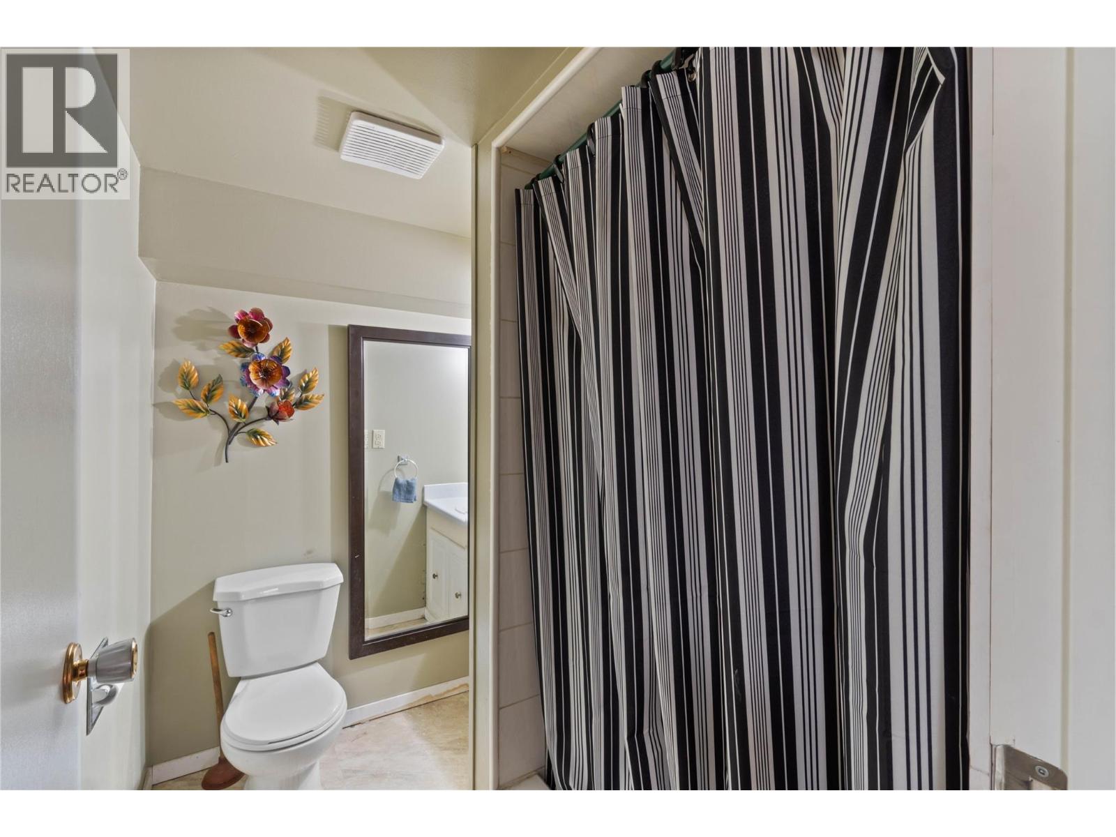 857 Orcrest Drive, Kamloops, British Columbia  V2B 6T3 - Photo 21 - 10397824