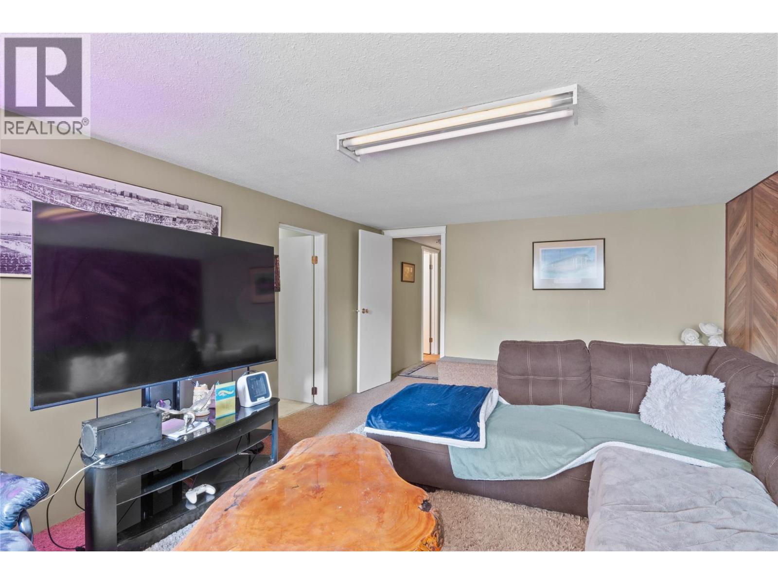857 Orcrest Drive, Kamloops, British Columbia  V2B 6T3 - Photo 24 - 10397824