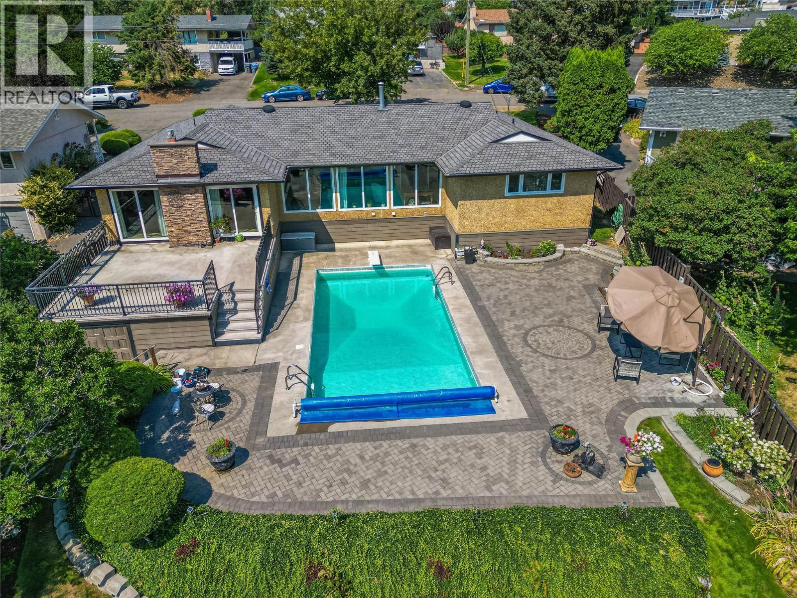 857 Orcrest Drive, Kamloops, British Columbia  V2B 6T3 - Photo 4 - 10397824