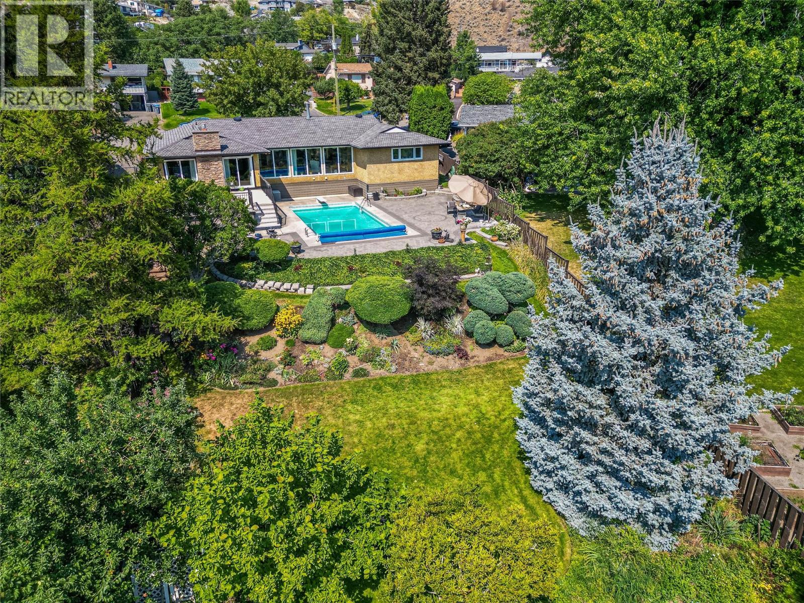 857 Orcrest Drive, Kamloops, British Columbia  V2B 6T3 - Photo 5 - 10397824