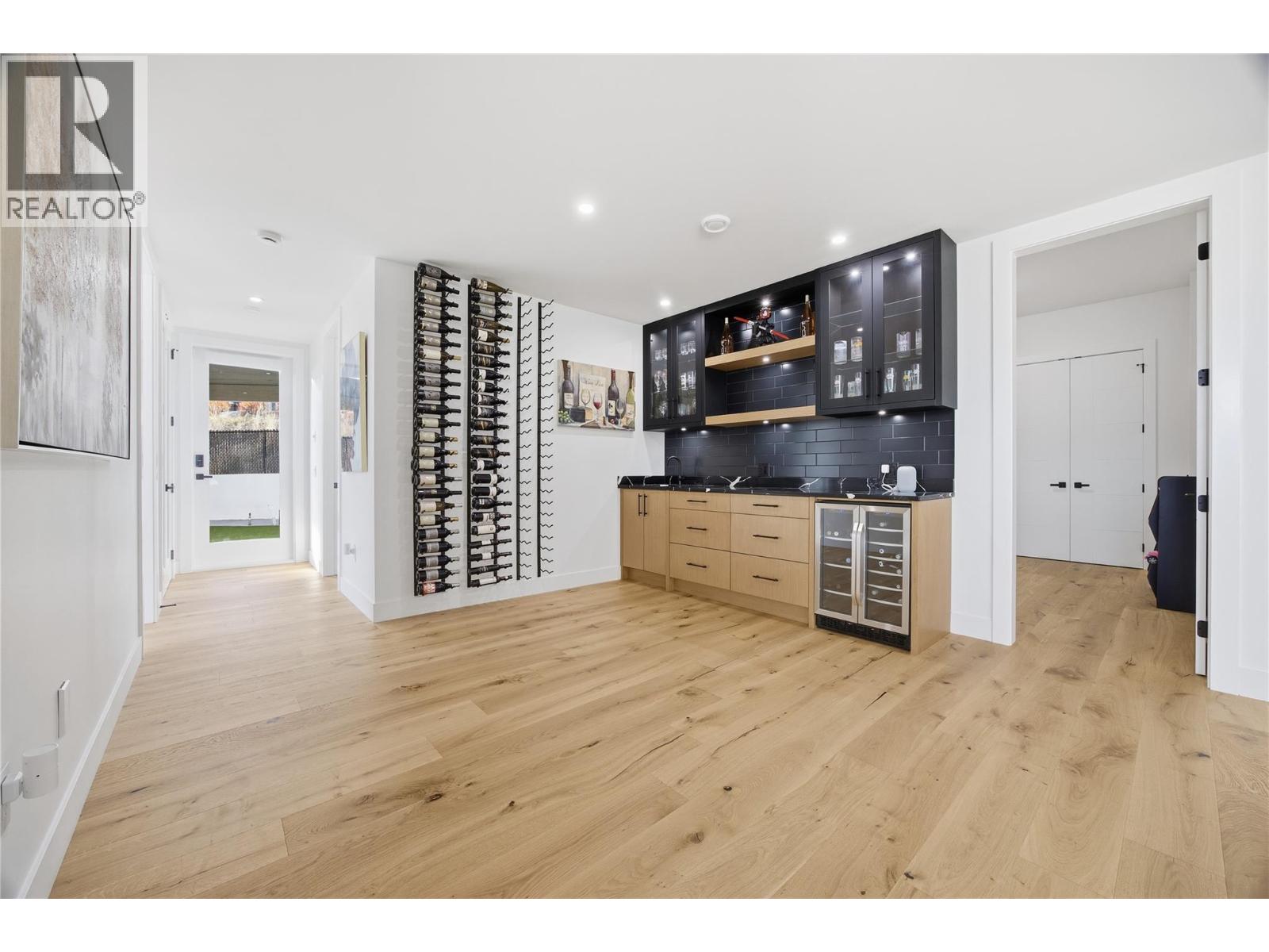 1102 Carnoustie Drive, Kelowna, British Columbia  V1P 0A3 - Photo 49 - 10398071