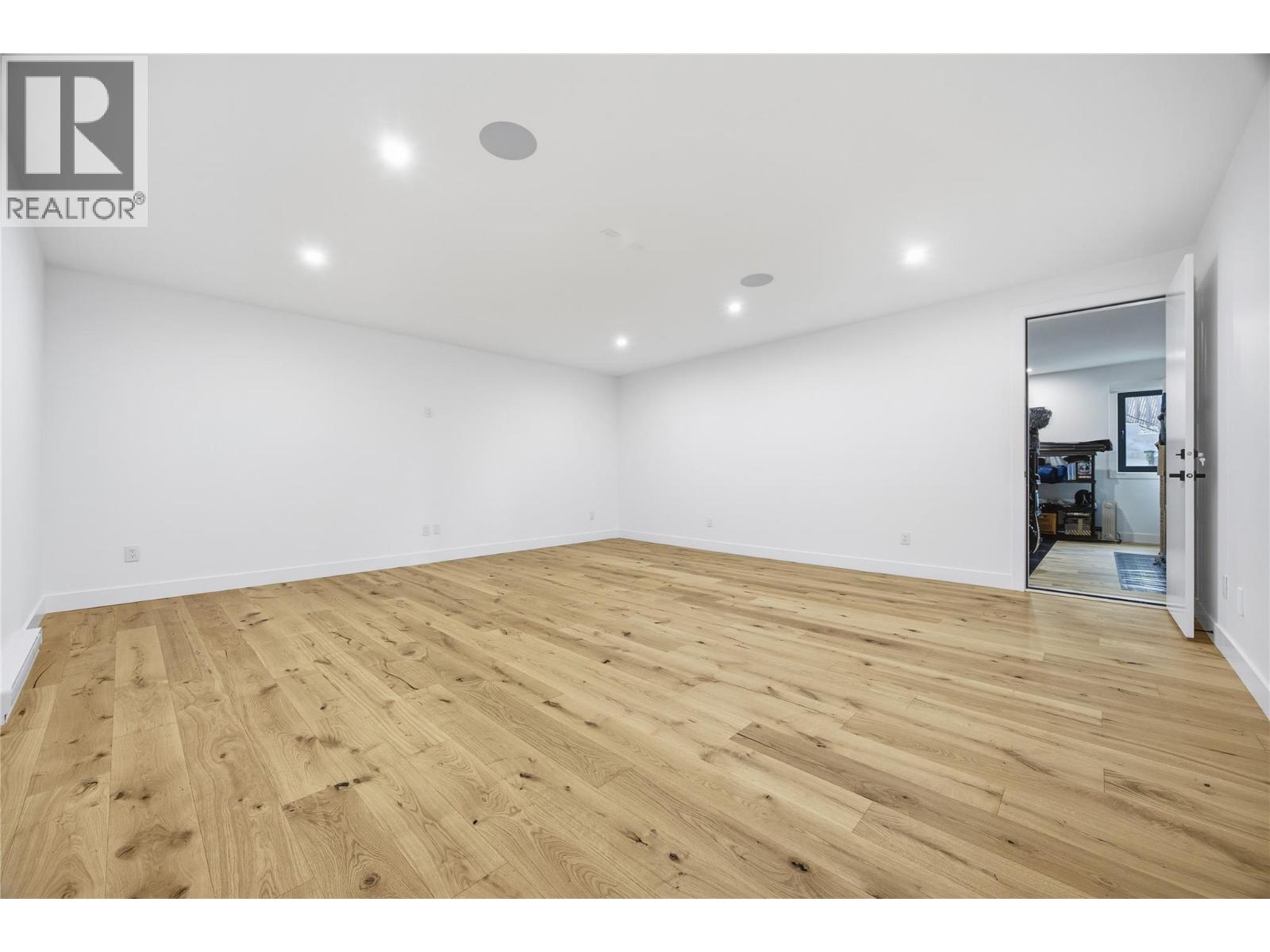 1102 Carnoustie Drive, Kelowna, British Columbia  V1P 0A3 - Photo 60 - 10398071