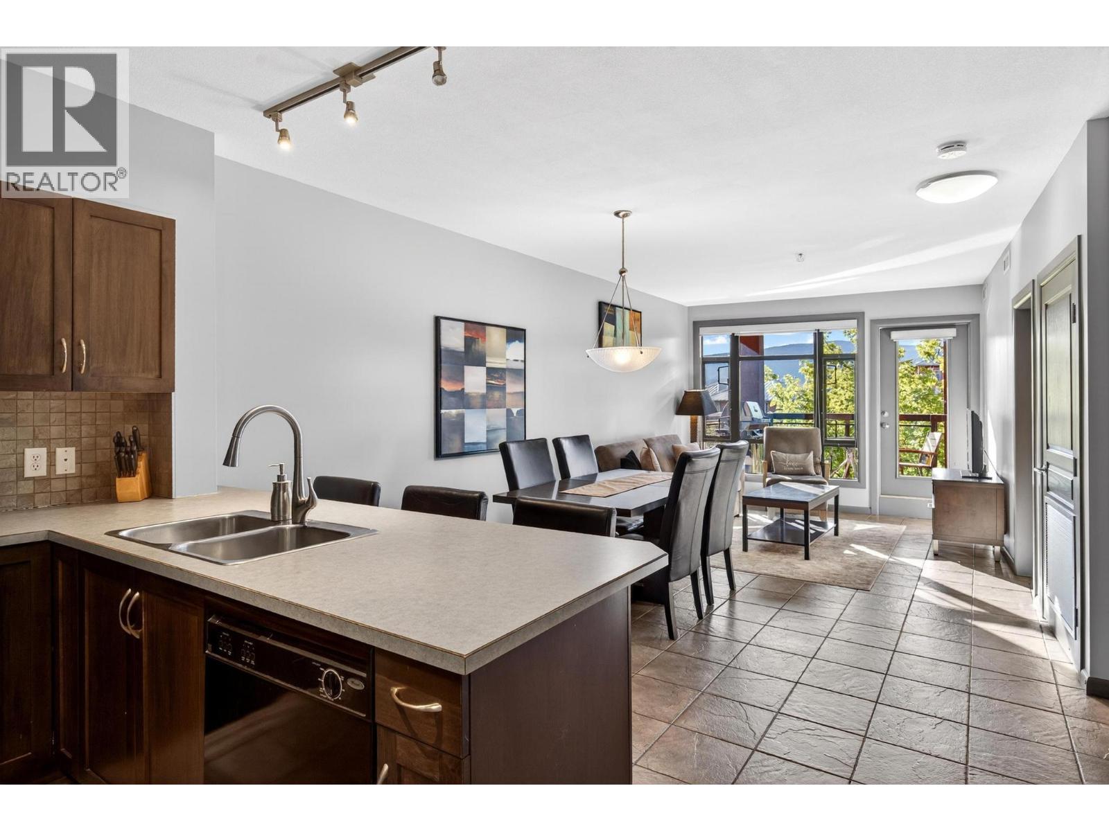 654 Cook Road Unit# 308, Kelowna, British Columbia  V1W 3G7 - Photo 1 - 10398086