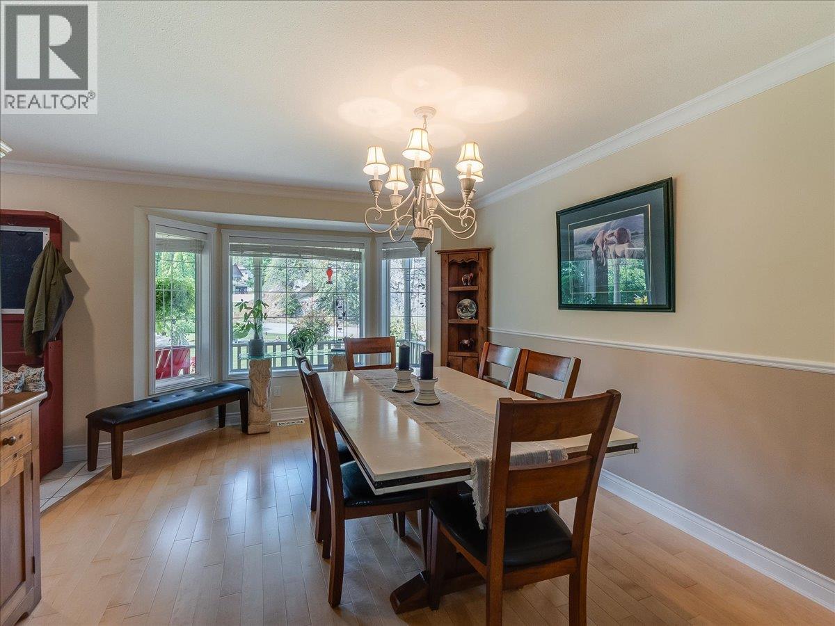 3617 14th Avenue, Castlegar, British Columbia  V1N 4J2 - Photo 21 - 10398027