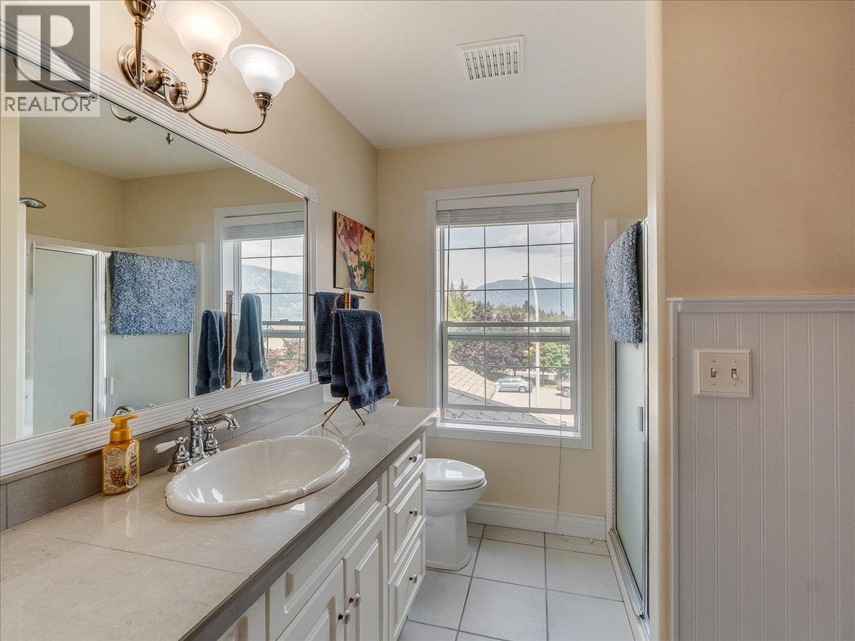 3617 14th Avenue, Castlegar, British Columbia  V1N 4J2 - Photo 40 - 10398027