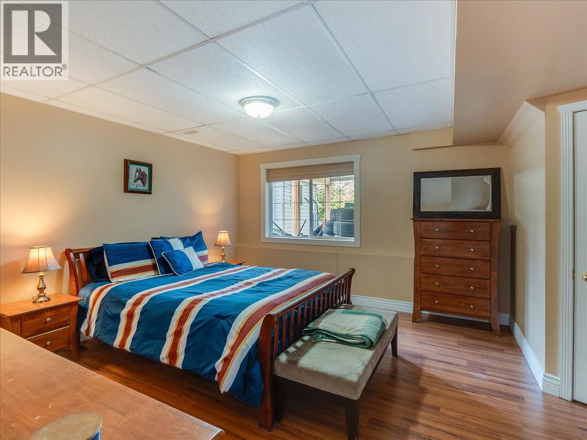 3617 14th Avenue, Castlegar, British Columbia  V1N 4J2 - Photo 46 - 10398027