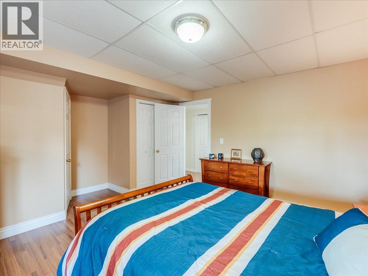 3617 14th Avenue, Castlegar, British Columbia  V1N 4J2 - Photo 47 - 10398027