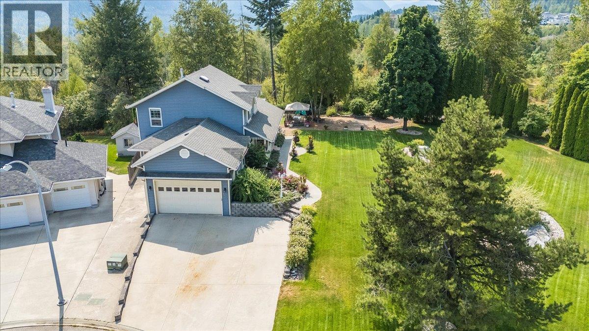 3617 14th Avenue, Castlegar, British Columbia  V1N 4J2 - Photo 50 - 10398027