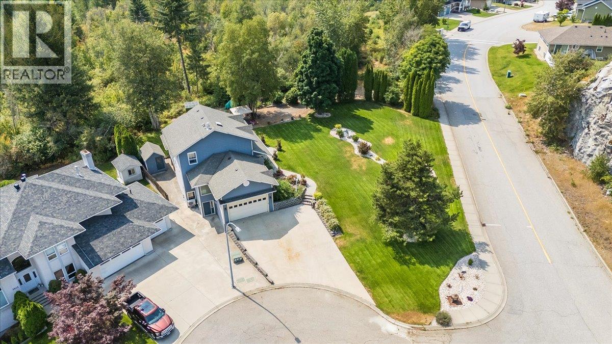 3617 14th Avenue, Castlegar, British Columbia  V1N 4J2 - Photo 65 - 10398027