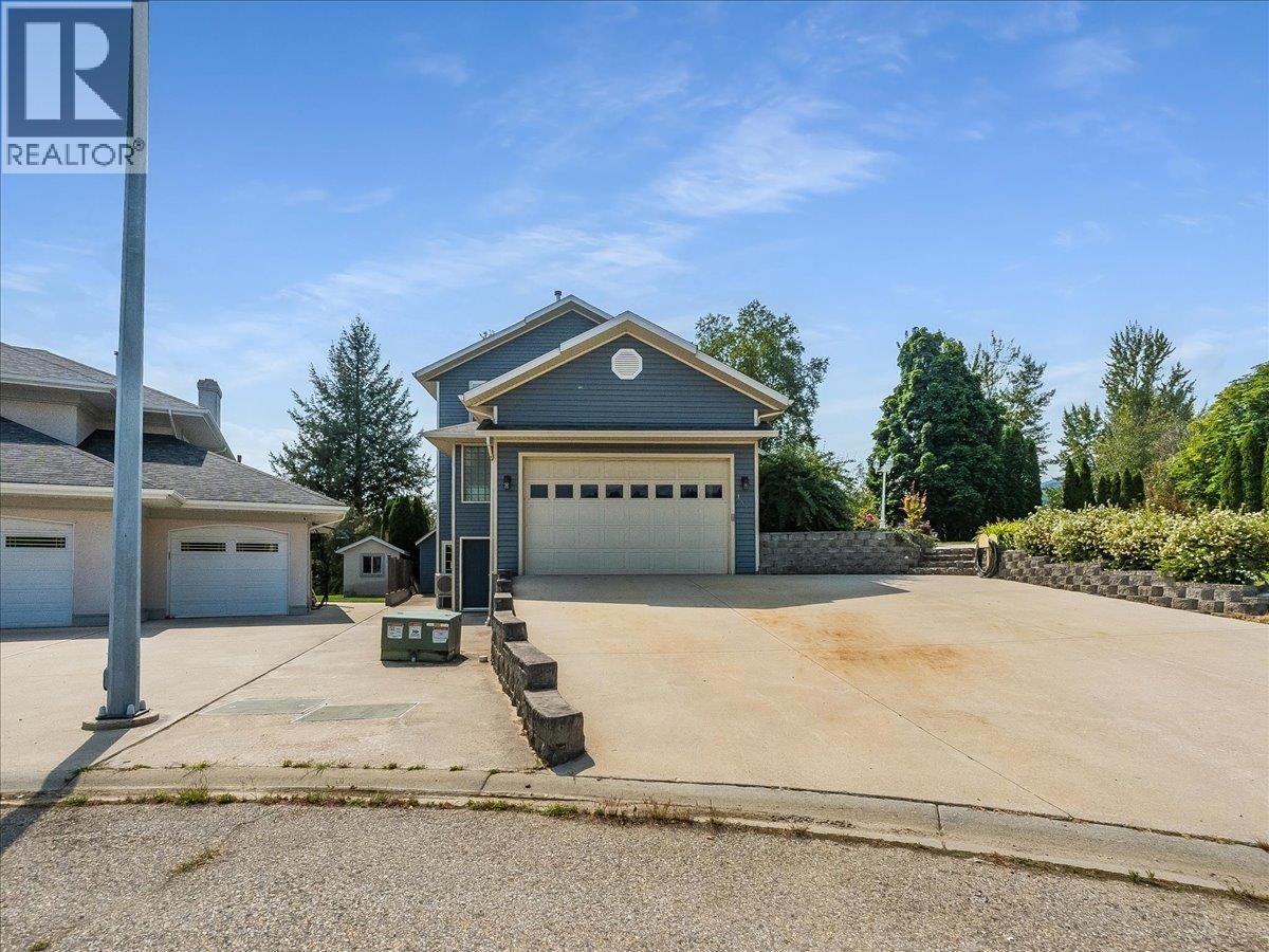 3617 14th Avenue, Castlegar, British Columbia  V1N 4J2 - Photo 66 - 10398027
