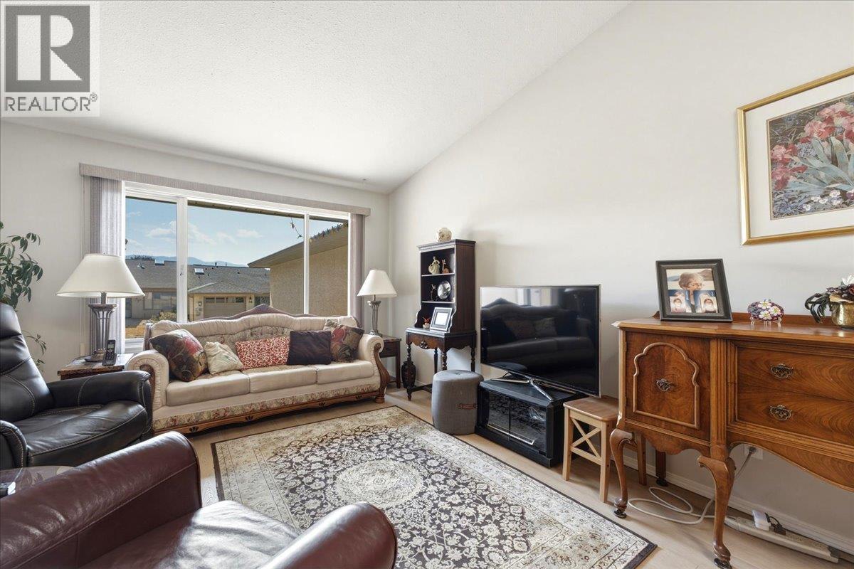 1001 30 Avenue Unit# 69, Vernon, British Columbia  V1T 9H8 - Photo 4 - 10398023