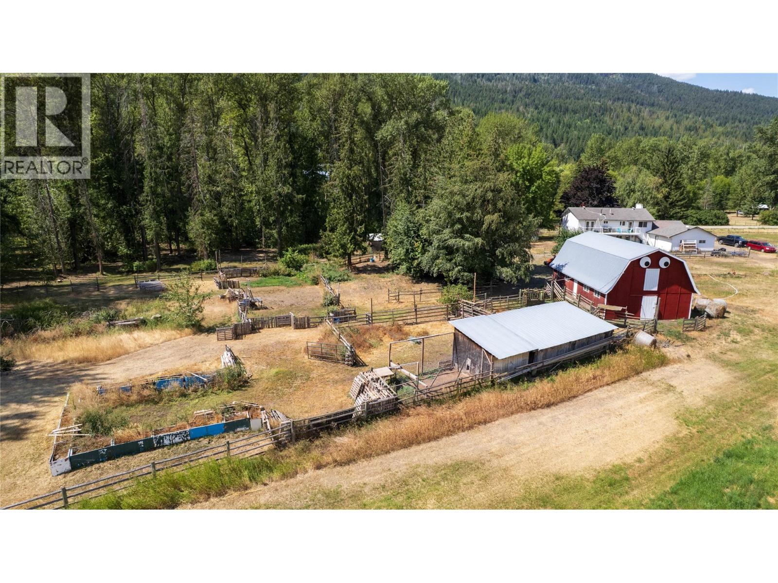 3545 Shaw Road, Falkland, British Columbia  V0E 1W1 - Photo 18 - 10397883
